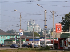 Собор виден и с улицы Кашена...
